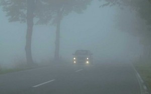 na-dorogakh-ukrainy-silnyy-tuman-e1475474818527