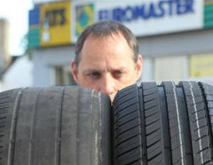 Срок службы шин: когда их пора менять