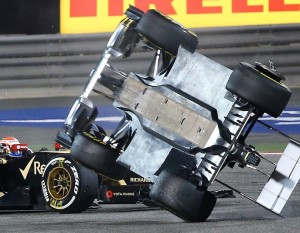 FIA защитит гонщиков Formula 1 от отлетающих шасси