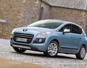 Ждали Peugeot с 4х4: тестирование нового 3008 Hybrid4